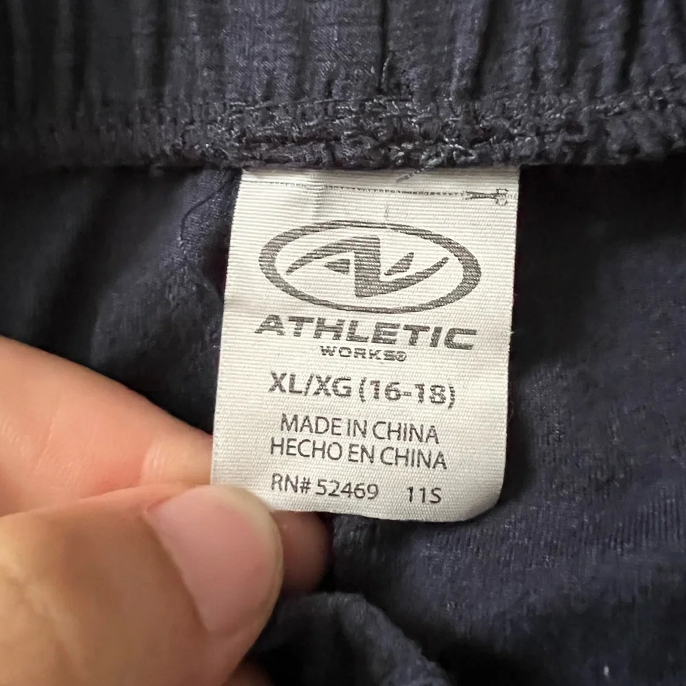 Athletic Works Women's XL Navy Blue Polyester Shorts‎